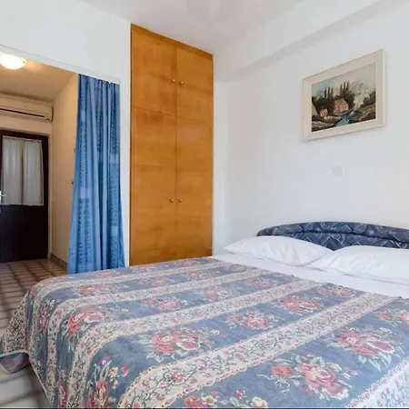 Maruska Guest house Sobra