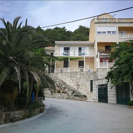 Maruska ゲストハウス