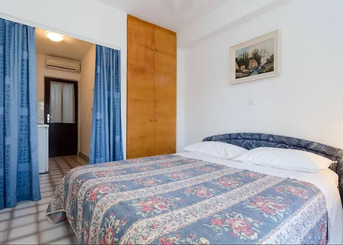 Maruska Guest house Sobra